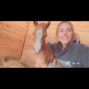 Meet your Posher, Kasandra